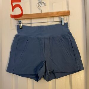 Athleta Trekkie Shorts Size 0